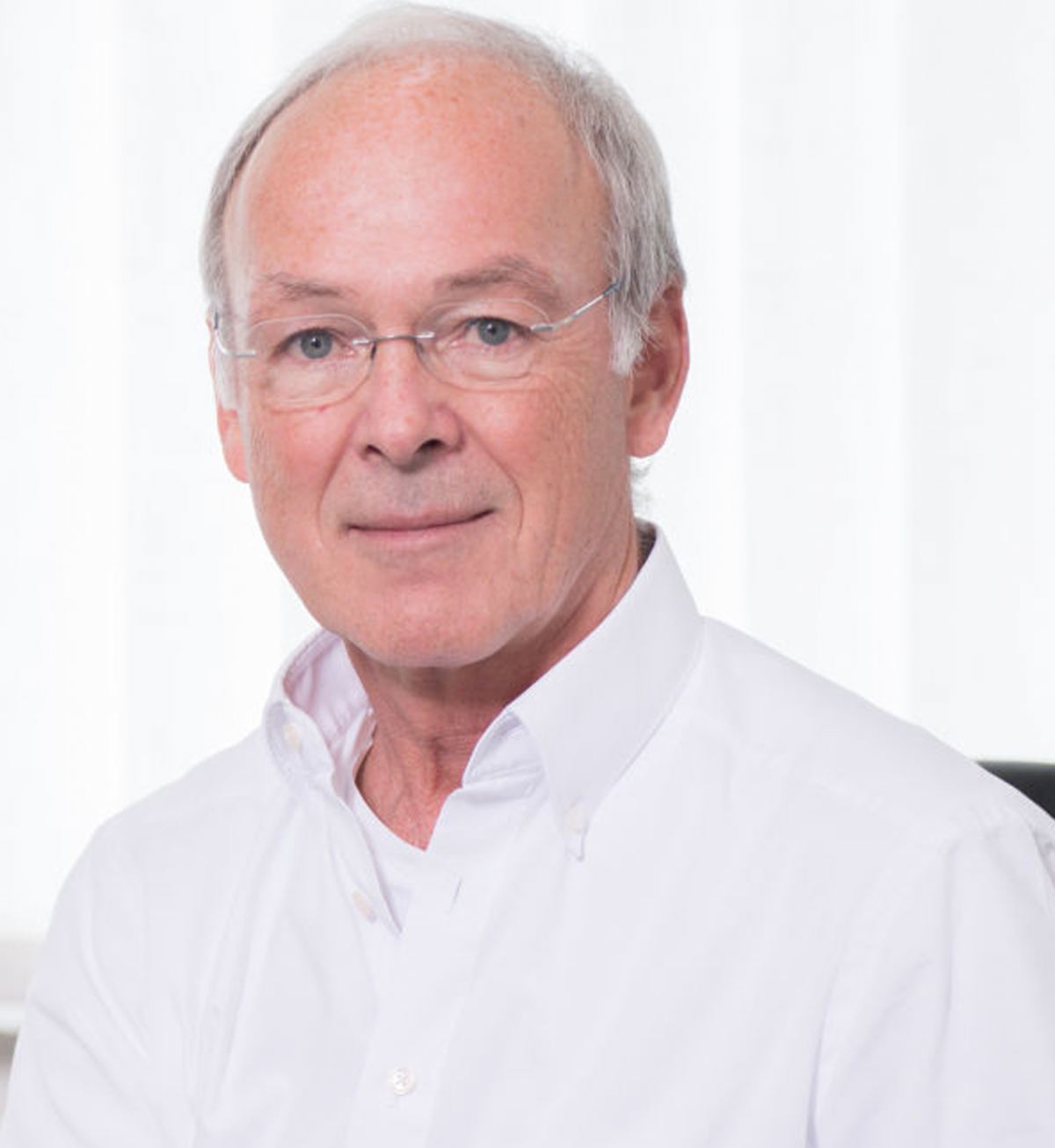Dr. Axel Zaremba